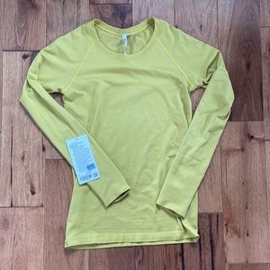 Swiftly Tech Long Sleeve 2.0 Lululemon Size 6 Running Shirt Running Training